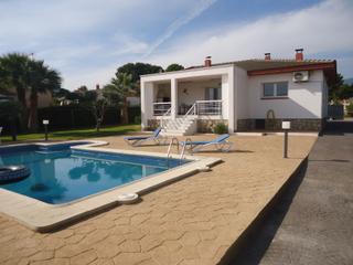 Xalet a Calafat. Chalet reformado en calafat