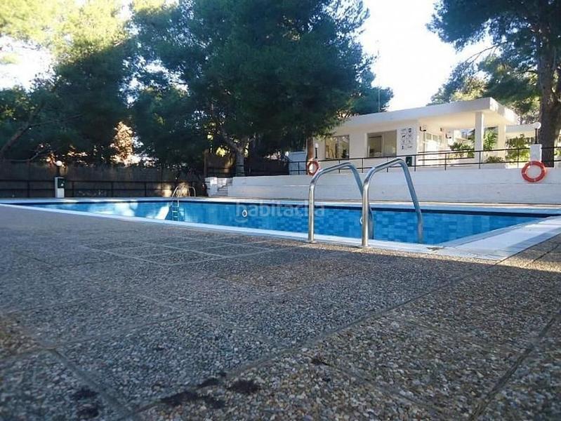 Foto 01bebbfb-7ae6-4123-ac27-aaac4c18e1df. Pis amb piscina a Barenys Salou