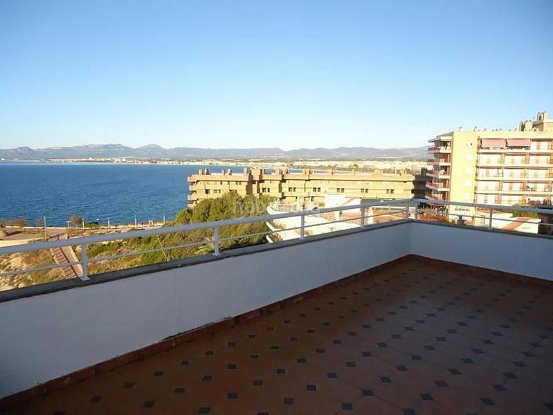 Foto df495adc-e77c-4541-a790-d3320f30d64c. Pis amb piscina a Barenys Salou