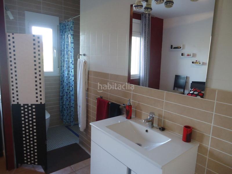 Foto 6a3d467f-ece1-4c43-8f55-9bf82857f019. Chalet in avenida l'ametlla de mar 8 in Calafat Ametlla de Mar (L´)