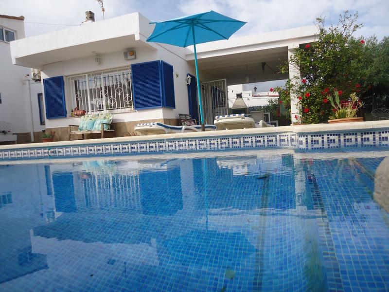 Foto e7ed4150-098a-4030-84b9-283b76f35671. Chalet in avenida l'ametlla de mar 14 in Calafat Ametlla de Mar (L´)