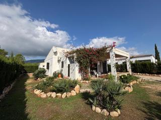 Chalet in Calafat. Chalet economico en calafat