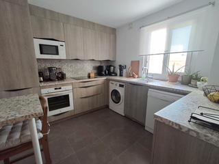 Etagenwohnung  Calle carraca. Piso de 3 dormitorios y 1 baño en la calle carraca