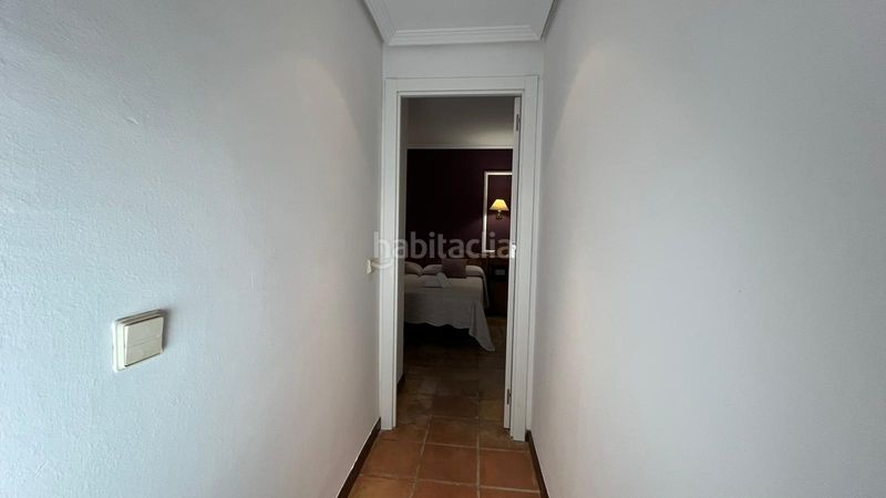 Foto ea4bf5ac-75a8-4b44-8cce-fa6235679819. Pis amb xemeneia piscina a León Herrero - Bahía sur San Fernando