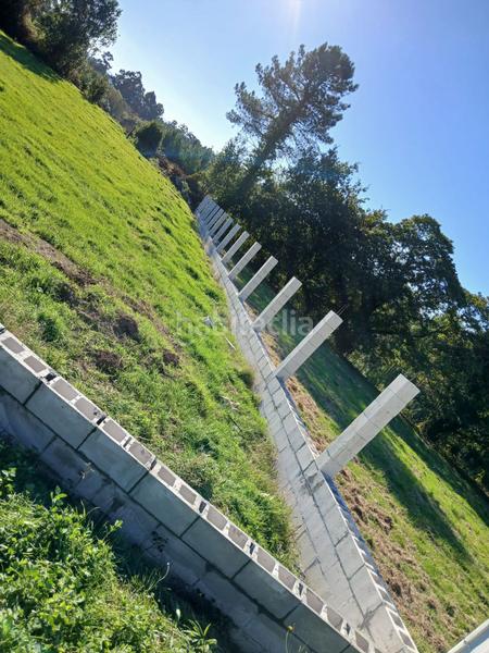 Foto fe7ea1dd-1bc5-4d30-83cc-5618396651f8. Terreno residencial solar en venta . en Vilarmaior