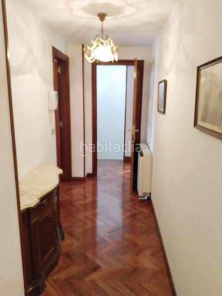 Foto ed57c461-e2d2-4550-b66d-d58565cba0cc. Piso  en venta , 5 dormitorios. en Arteixo pueblo Arteixo
