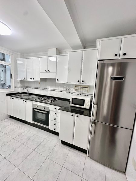 Foto 8c14692c-654c-42a1-8e7a-df18612b5507. Pis amb calefacció a Agra del Orzán - Ventorrillo Coruña (A)