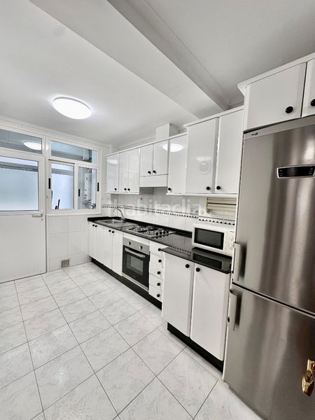 Foto 8f5af623-fb30-416b-b764-722da7451313. Pis amb calefacció a Agra del Orzán - Ventorrillo Coruña (A)