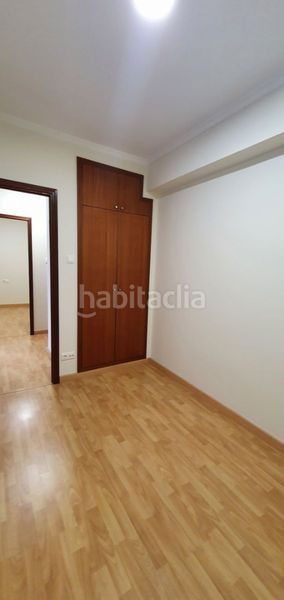 Foto d525d942-bb31-4336-8af5-d972364234d3. Pis amb calefacció a Os Mallos Coruña (A)