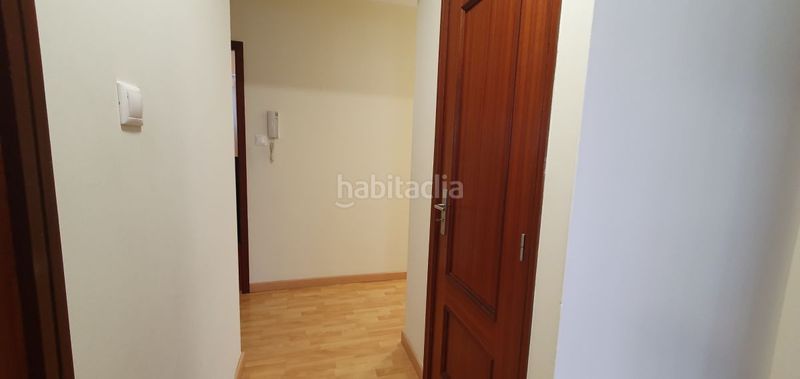 Foto f4ebf9eb-1de0-4292-9704-5b71b8469723. Pis amb calefacció a Os Mallos Coruña (A)
