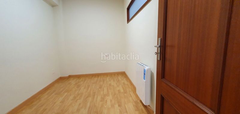 Foto f94f1bfa-0d88-4071-80c4-d8fab6ec4eb4. Pis amb calefacció a Os Mallos Coruña (A)