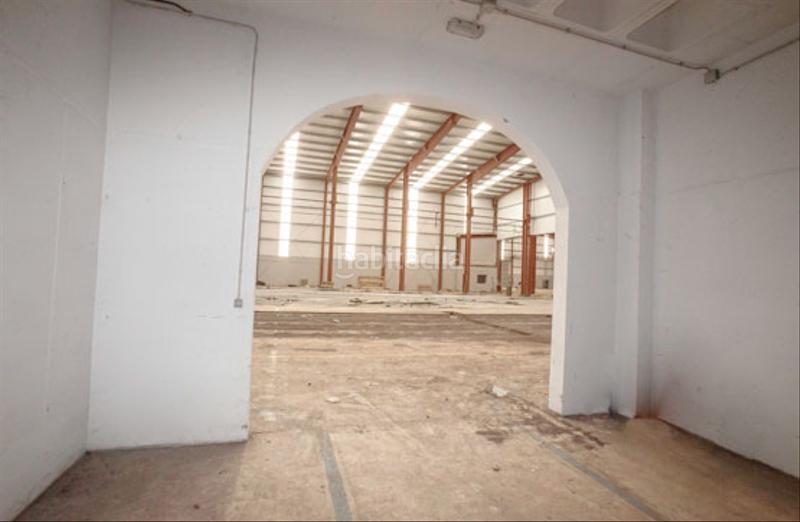 Foto 5b56096a-3834-4fbf-83f7-bb894effe207. Fabrikhalle in avenida francisco yañez badia in Mugardos