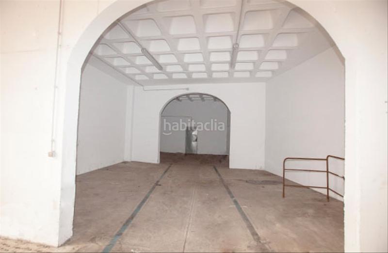 Foto d6306ecc-57e3-4a54-8495-b14ee76adc04. Fabrikhalle in avenida francisco yañez badia in Mugardos