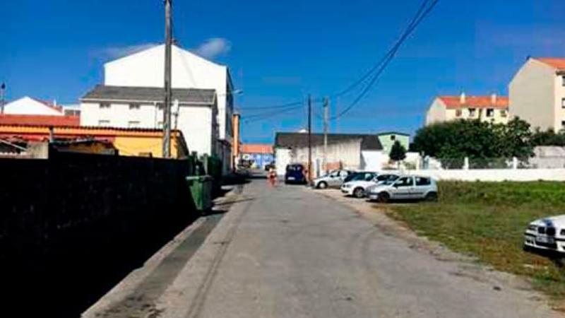 Foto dca4b01a-320d-45ee-b6f4-d72cade906e1. Fondo rustico in calle forcas in Piñeiros - Freixeiro Narón