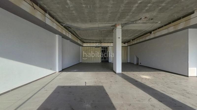 Foto e3cde850-d8ae-43ae-a29a-30be726ab83c. Locale commerciale in calle manuel jesus mendez bua in Carral