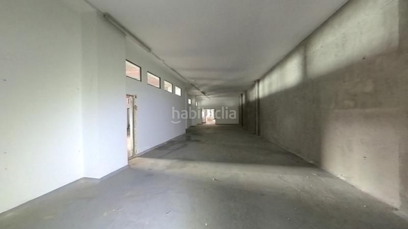 Foto f30de660-3eb9-489a-bbcf-47e9b14449c3. Locale commerciale in calle manuel jesus mendez bua in Carral