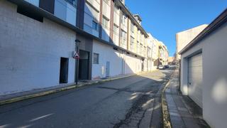 Local Comercial a Rúa buenaventura castro rial, 15270 cee, a coruña, españa. Local en calle buenaventura castro rial