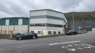 Nau industrial a Pl. facha, campo lameiro, pontevedra, españa 23. Nave en venta en pontevedra  amplia parcela