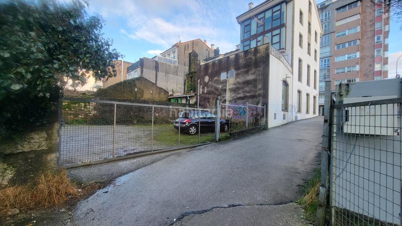 Foto ae3a004f-40d8-4ac5-aa84-d6a1dde8e1f6. Finca rústica en rúa dos feáns parcela para vivienda en rosalia de castro en Santiago de Compostela
