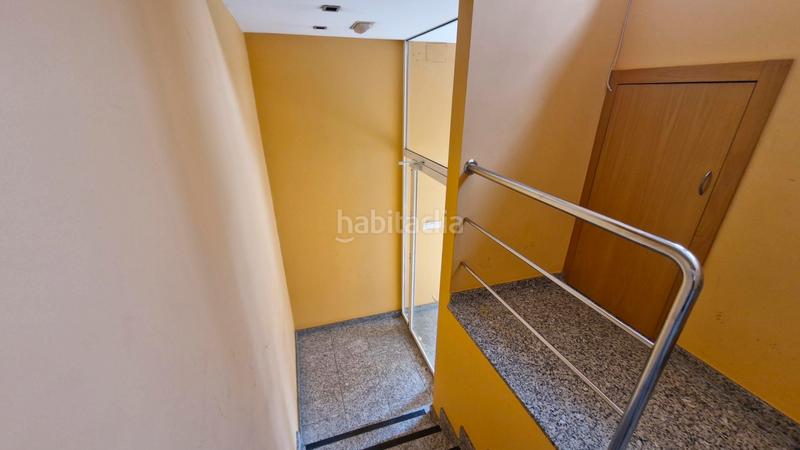 Foto 4fb335a3-7864-498e-9222-0699b2e04c99. Local comercial en calle naturalista lopez seoane os presentamos este local situado en Ferrol
