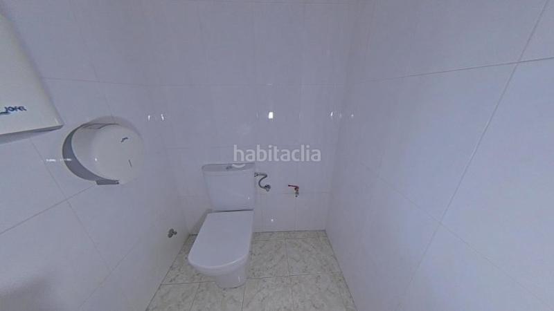 Foto e5a31de0-dc09-4c77-b841-159f5895d869. Local comercial en calle naturalista lopez seoane os presentamos este local situado en Ferrol