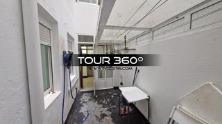 Pis a R. de santiago de chile, santiago de compostela, a coruña, españ. Se vende piso en santiago de compostela