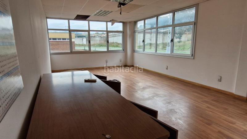 Foto 5f0b5246-b5dd-41ae-b7fb-03824152205d. Rent industrial building in pol. ind. de sabón in Arteixo