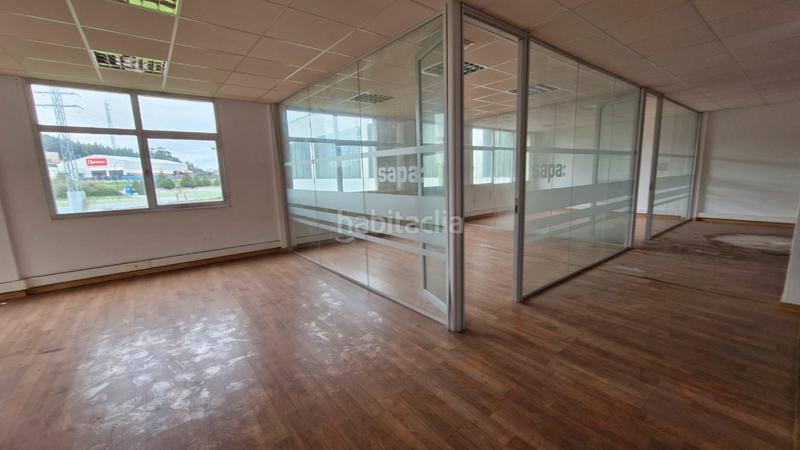 Foto 630dae83-9d05-4f0b-8d44-a6b0f1fd2877. Rent industrial building in pol. ind. de sabón in Arteixo