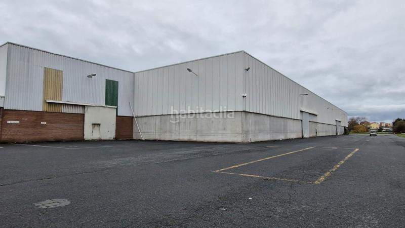 Foto 93eae904-a44d-41de-8045-9dab3a3e4039. Rent industrial building in pol. ind. de sabón in Arteixo