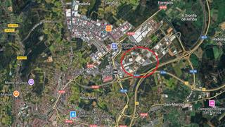Finca rústica a Santiago de compostela, la coruña. Se vende parcela industrial en santiago de compostela. p.i. a si