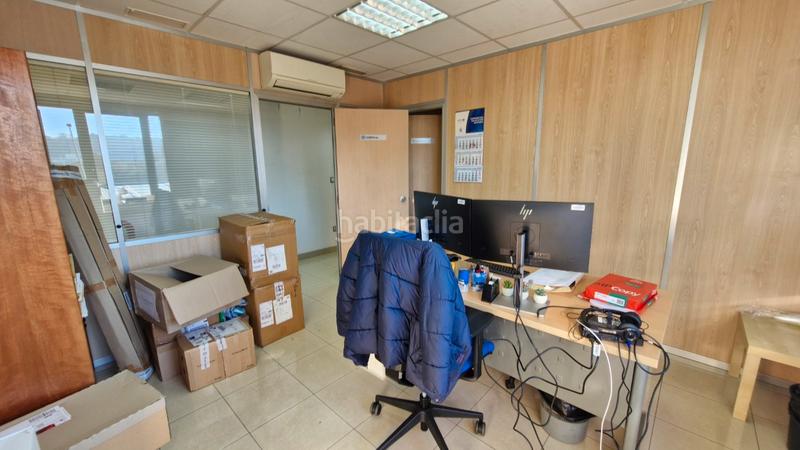 Foto 2cbd3130-1c62-48ff-afc0-3d98775c0dbe. Nave industrial venta de nave con 7 muelles en Valadares - Beade Vigo