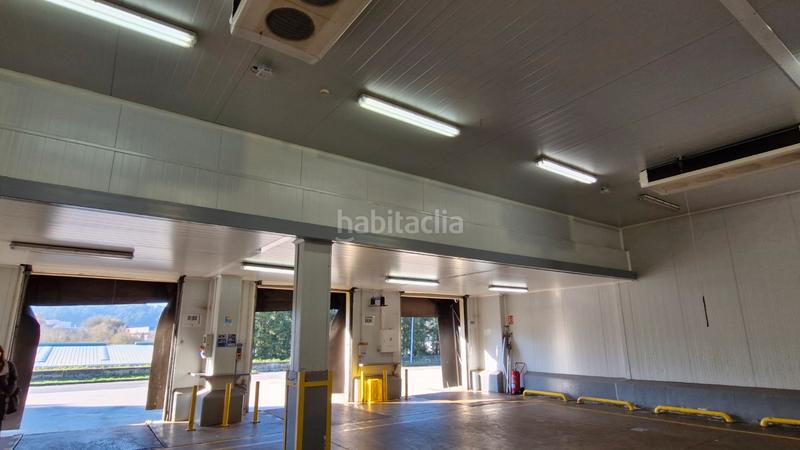 Foto 42af44a2-dcc1-4dd1-a9ff-996c500ac30f. Nave industrial venta de nave con 7 muelles en Valadares - Beade Vigo