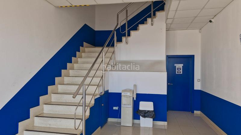 Foto b70692be-3c31-43b0-a574-3e218cb1aa27. Nave industrial venta de nave con 7 muelles en Valadares - Beade Vigo