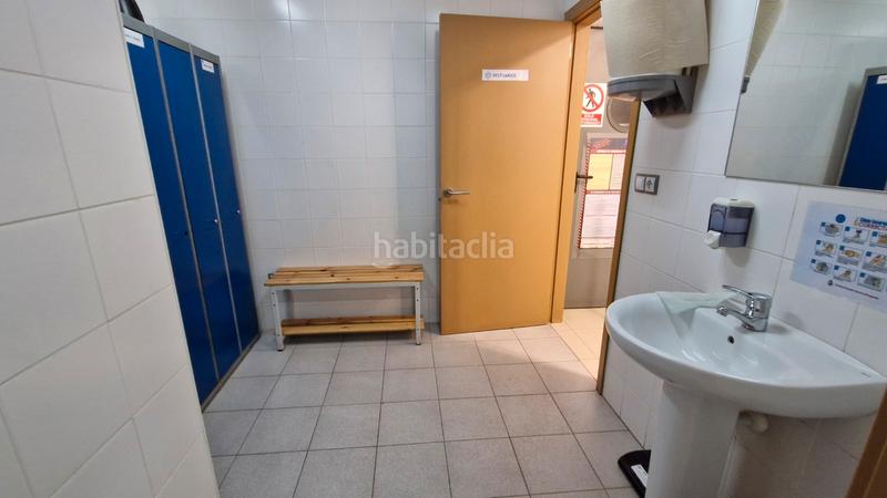 Foto d79cd137-8aa2-48f9-ab41-339ce510cda5. Nave industrial venta de nave con 7 muelles en Valadares - Beade Vigo