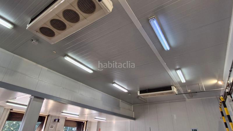 Foto f04a030f-8c5e-4cef-80e2-fefc288d9ea2. Nave industrial venta de nave con 7 muelles en Valadares - Beade Vigo