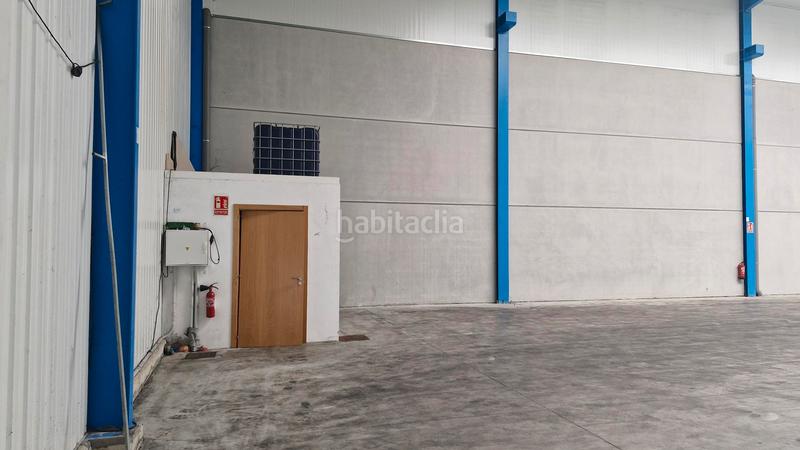 Foto 3992986d-cab0-46a0-952a-c10828869128. Alquiler nave industrial en p.i. piadela Betanzos se alquila nave en Betanzos
