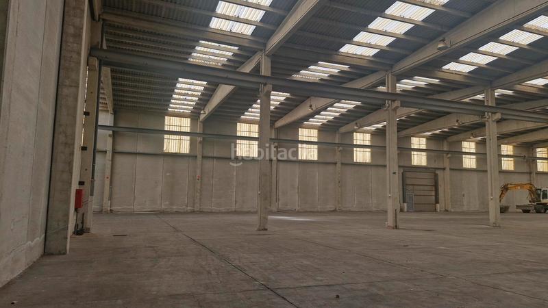 Foto 9f600a3b-35a3-4fc9-add1-d0de166813b2. Affitto capannone industriale in pol. ind. sabón Arteixo in Arteixo