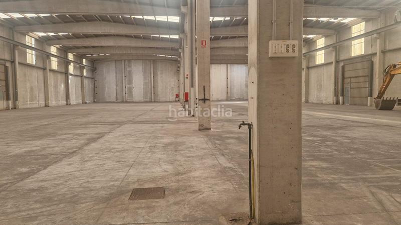 Foto cbad6e81-1bf2-400e-b7ae-5b139702d608. Location bâtiment à usage industriel dans pol. ind. sabón Arteixo dans Arteixo