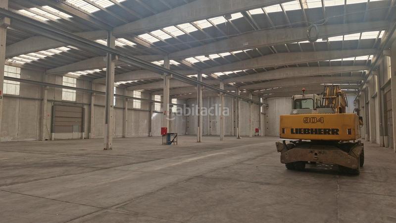 Foto 77e43bf0-345b-4a62-8eb2-31e94ba79b61. Rent industrial building in pol. ind. sabón Arteixo in Arteixo