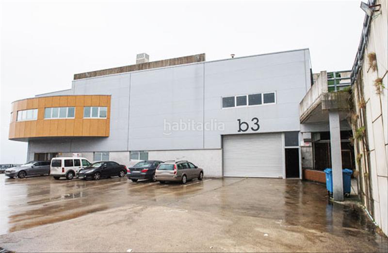 Foto c732009b-ba59-48ca-8daf-a6aed23b4b3a. Nave industrial en calle c nave valladares , venta o alquiler en Vigo