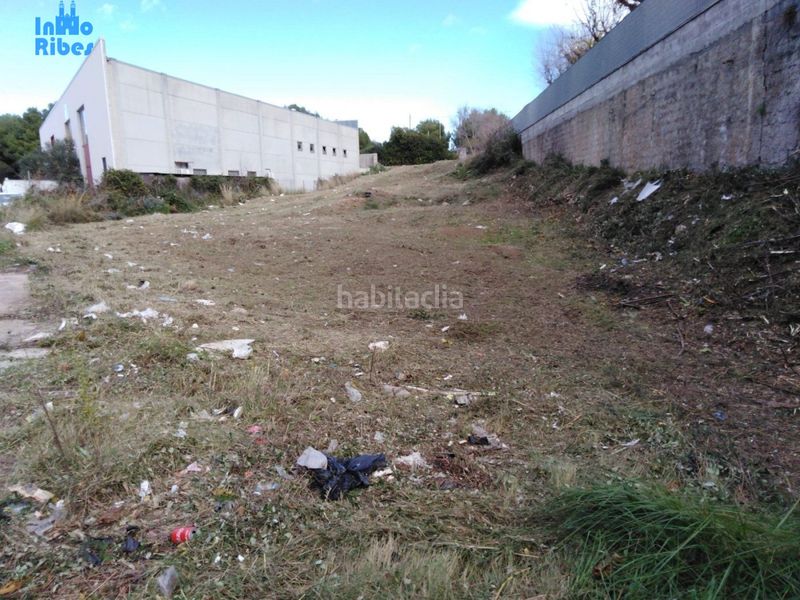 Foto 43cbc532-bb9a-4ec3-8dad-510fe4d65bb1. Area edificabile industriale in Mas d´En Serra - Els Cards Sant Pere de Ribes