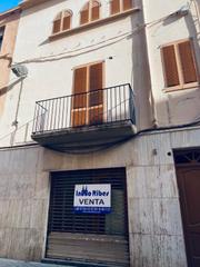 Edificio en Centrevila. Edificio en pleno centro de vilanova i la geltrú.