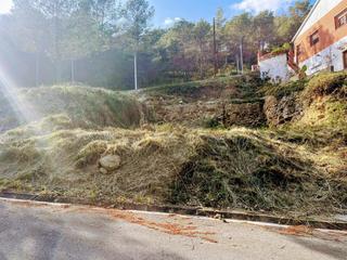 Wohngrundstück in Canyelles. Terreno urbano en calle arizona. can roca