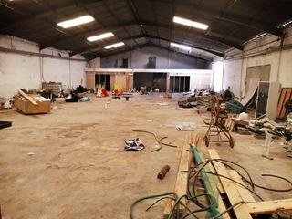 Capannone industriale in Les Roquetes. Nave industrial en venta en pleno centro de les roquetas de sant