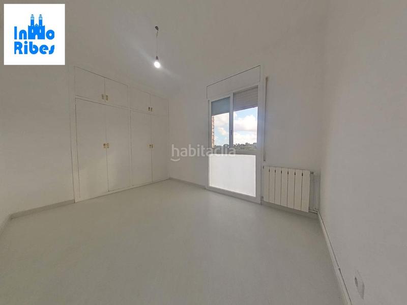 Foto 22d1cf5a-d767-4fb2-809c-c0b1d3eaf69c. Piso  en venta en centro en Centre Sant Pere de Ribes