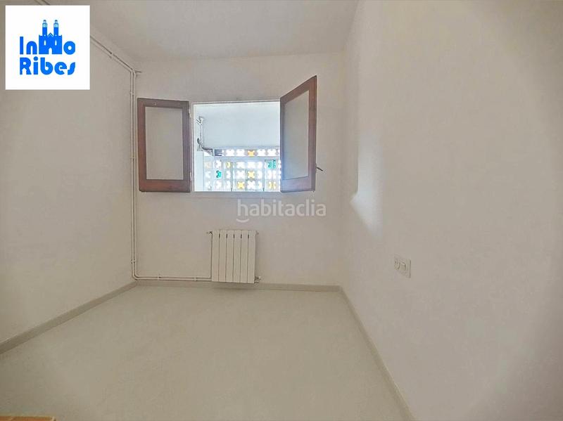 Foto 767d3f49-2a89-47ec-a3c5-9ecc58658524. Piso  en venta en centro en Centre Sant Pere de Ribes
