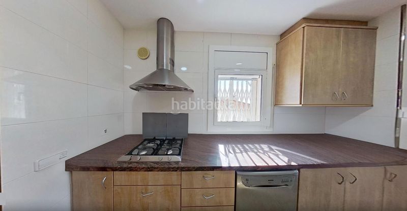 Foto 6bd0e1c0-8e40-4a9e-b6ff-0a82f02a14e7. Casa amb calefacció aparcament a Mas Mel Calafell