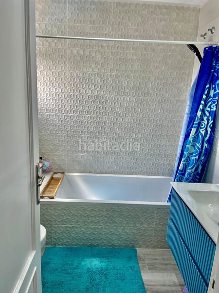 Foto bec1e1bc-43cf-48cb-9f0e-4890c55d9051. Casa aparellada amb calefacció aparcament piscina a Segur de Calafell