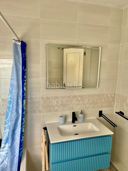 Foto ee23c9af-131b-4f10-99b4-c82e1053d1e2. Casa aparellada amb calefacció aparcament piscina a Segur de Calafell