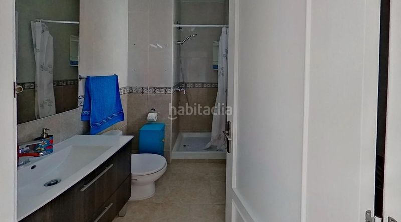Foto 4f23efe4-157e-43c7-af20-fbe23c1e90a2. Casa aparellada amb calefacció aparcament piscina a Segur de Calafell